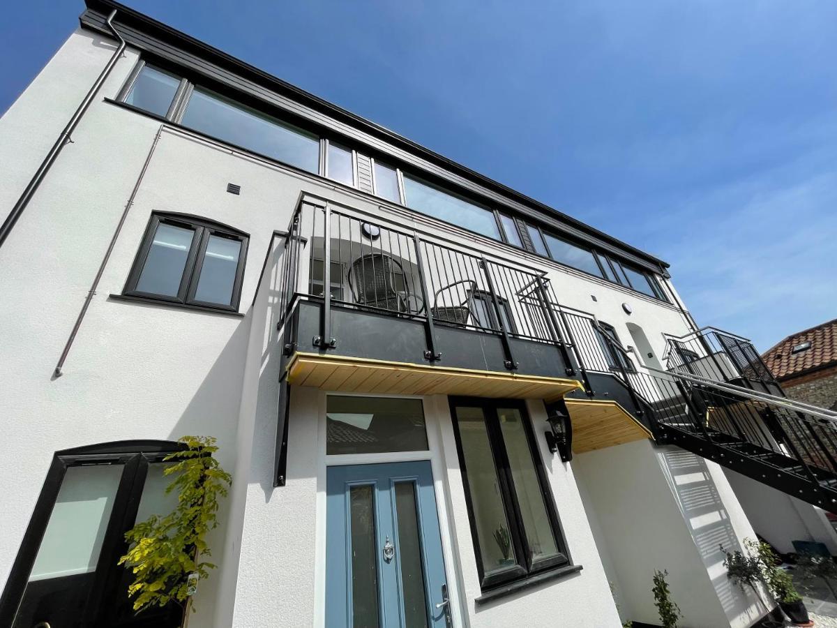 Lees Lookout Holt ,2 Bedroom Luxury Apartment With Private Parking Holt (Norfolk) Exterior foto