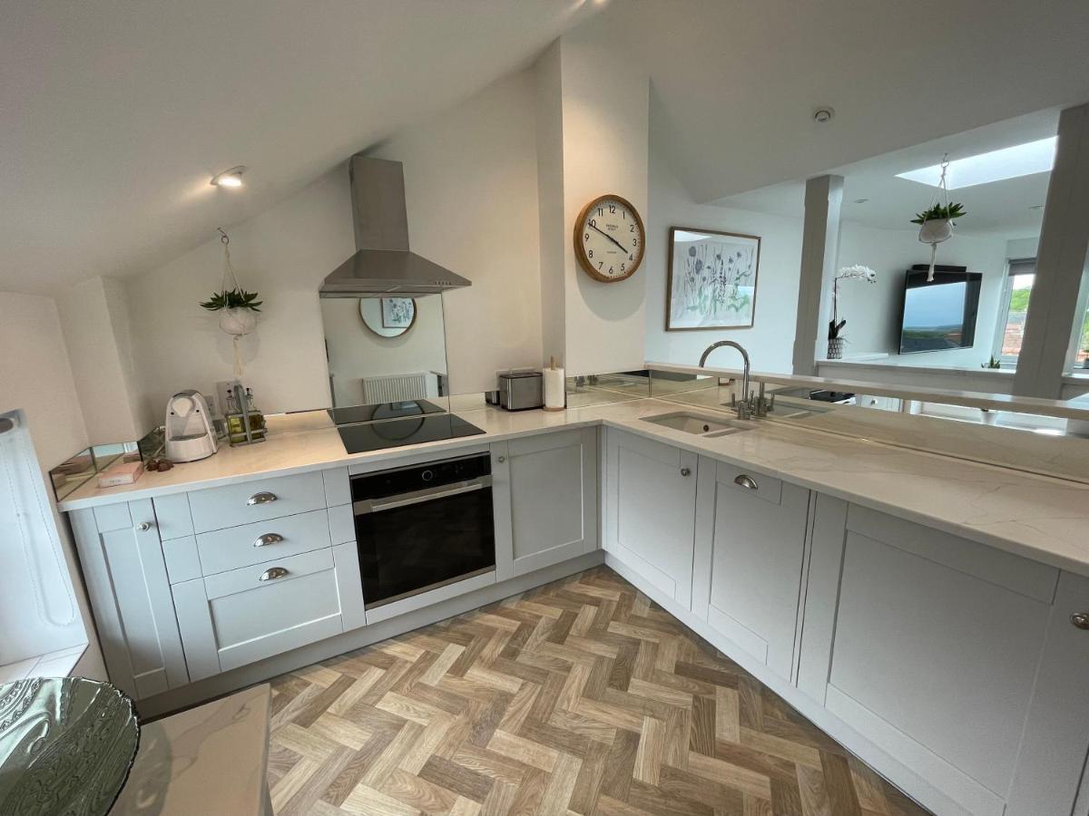 Lees Lookout Holt ,2 Bedroom Luxury Apartment With Private Parking Holt (Norfolk) Exterior foto