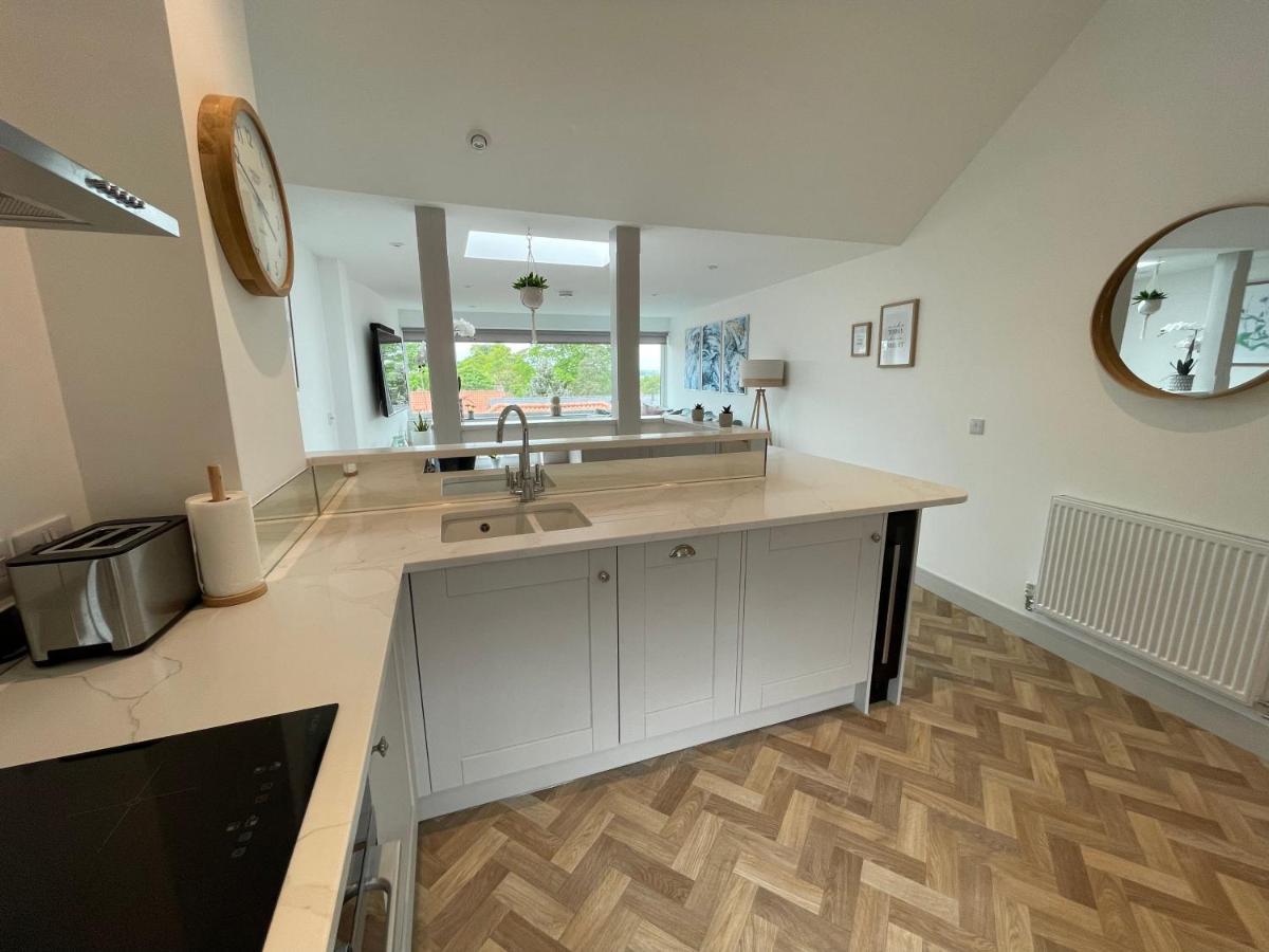Lees Lookout Holt ,2 Bedroom Luxury Apartment With Private Parking Holt (Norfolk) Exterior foto